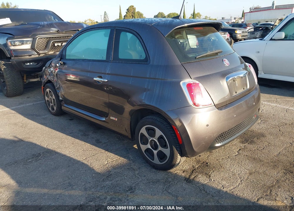 2018 FIAT 500E BATTERY ELECTRIC VIN: 3C3CFFGE4JT377486