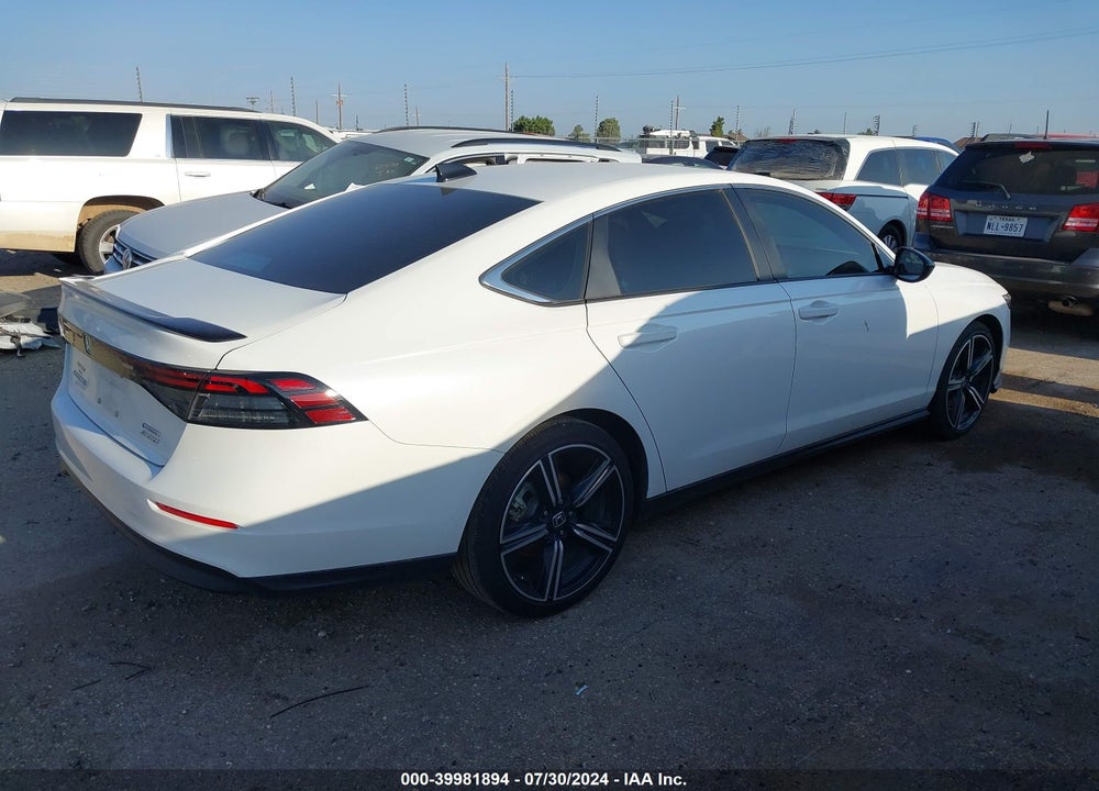 2024 HONDA ACCORD HYBRID SPORT VIN: 1HGCY2F52RA009117