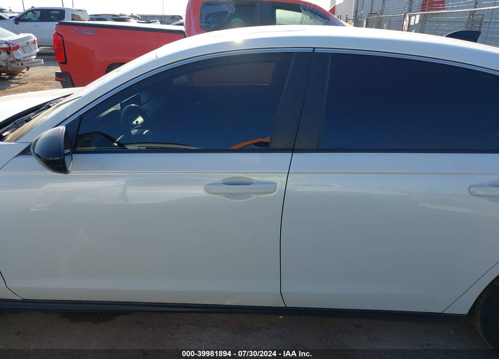 2024 HONDA ACCORD HYBRID SPORT VIN: 1HGCY2F52RA009117