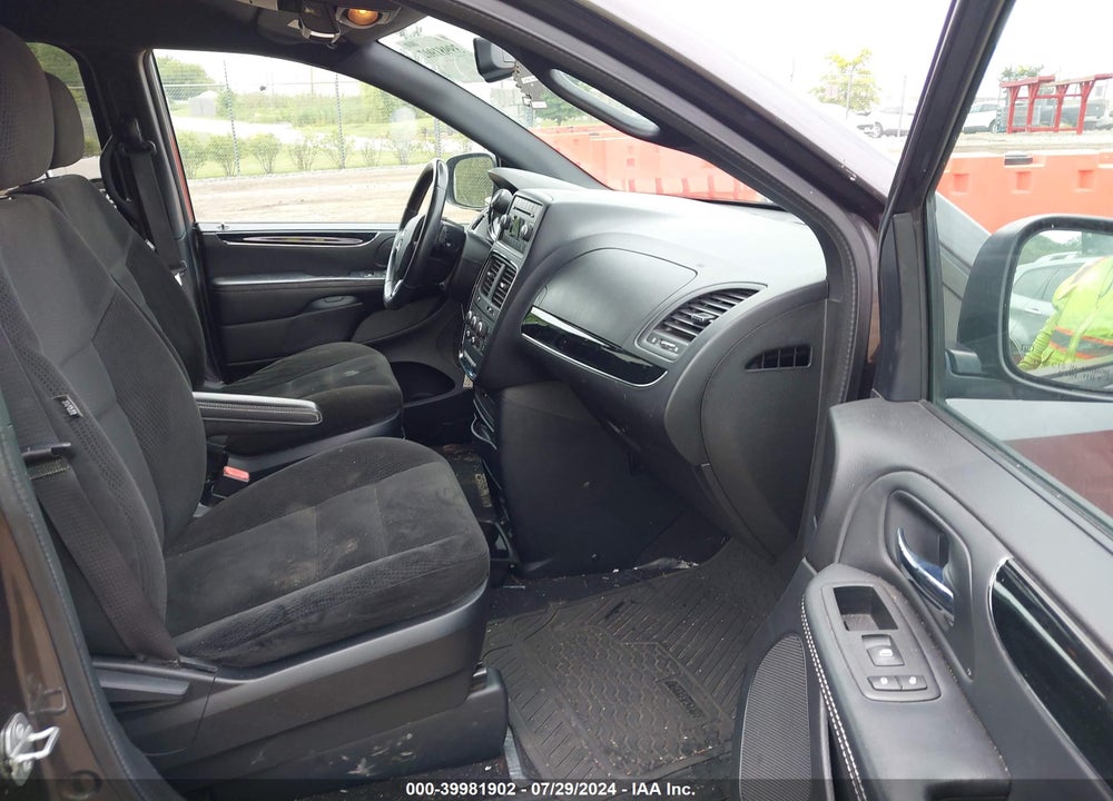 2015 DODGE GRAND CARAVAN SE PLUS VIN: 2C4RDGBG2FR723930