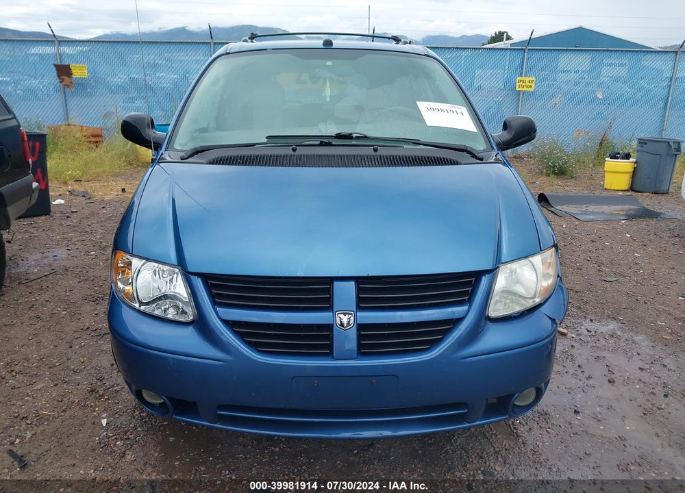 2005 DODGE GRAND CARAVAN SXT VIN: 2D4GP44L15R283093