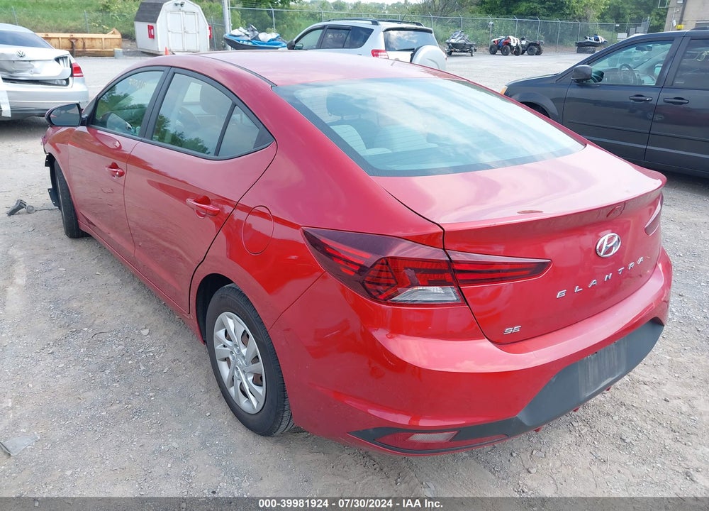 2019 HYUNDAI ELANTRA SE VIN: 5NPD74LF6KH449631
