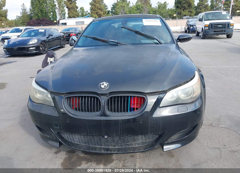 2006 BMW M5 VIN: WBSNB93576CX06605