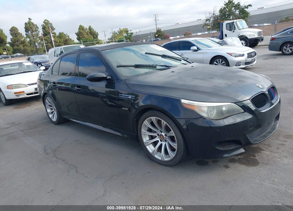 2006 BMW M5 VIN: WBSNB93576CX06605