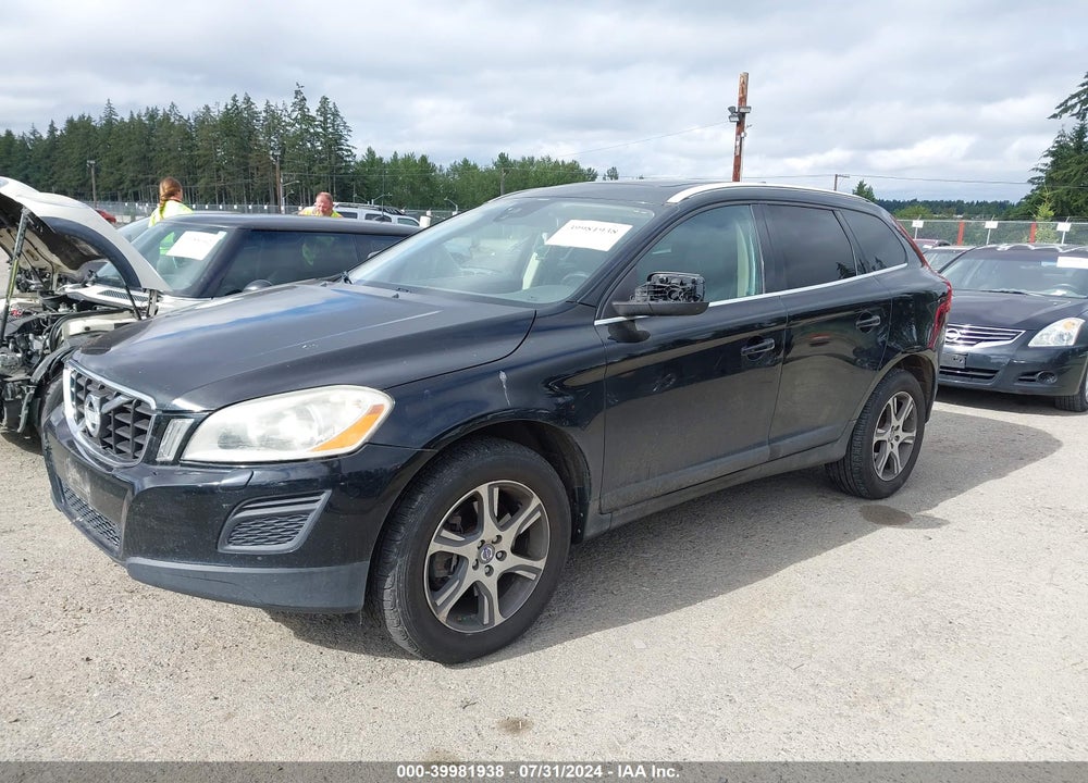 2013 VOLVO XC60 T6/T6 PLATINUM/T6 PREMIER PLUS/T6 R-DESIGN/T6 R-DESIGN PLATINUM/T6 R-DESIGN PREMIER PLUS VIN: YV4902DZ2D2395138