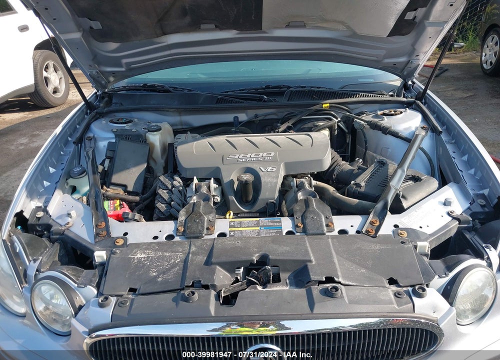 2005 BUICK LACROSSE CX VIN: 2G4WC532951300381