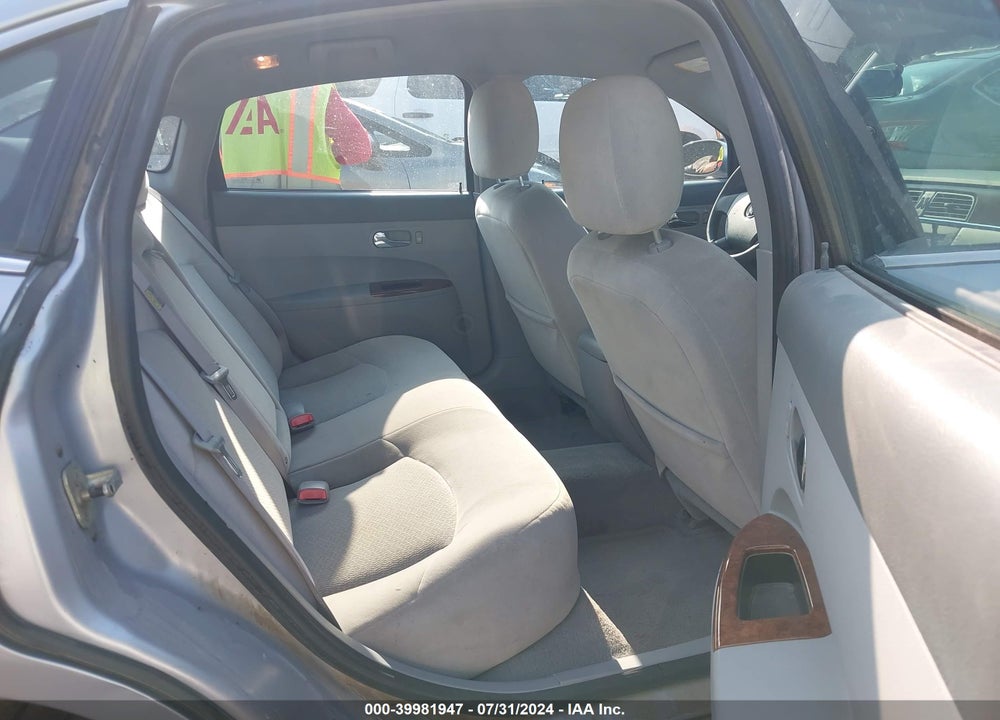 2005 BUICK LACROSSE CX VIN: 2G4WC532951300381