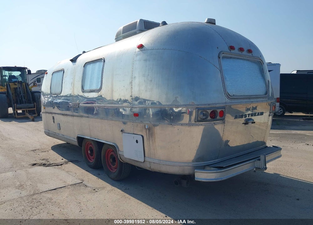 1971 AIRSTREAM LAND YACHT SAFARI 26 VIN: 0000000L23T1J1535