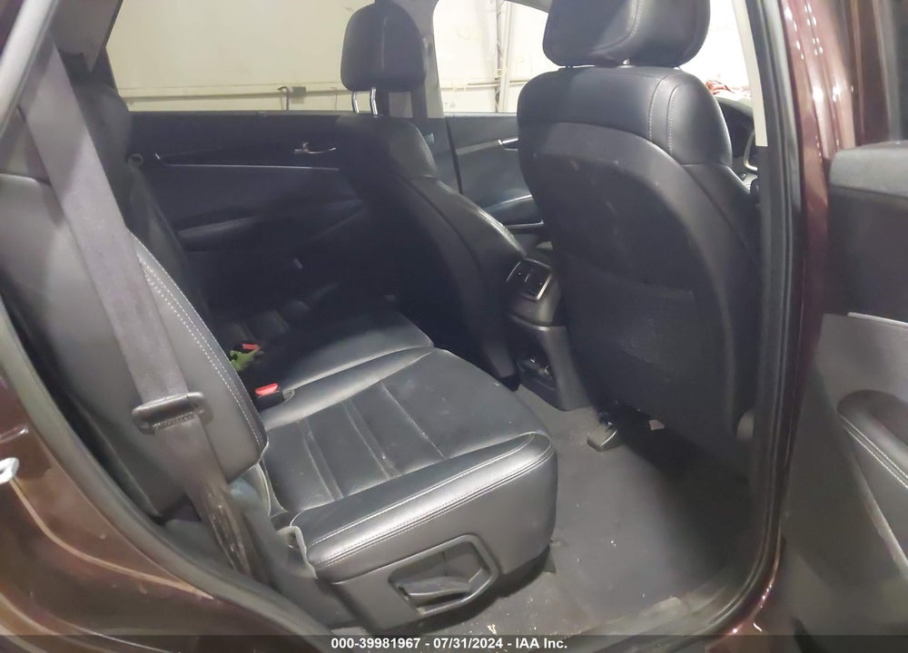 2016 KIA SORENTO 3.3L EX VIN: 5XYPHDA52GG001910
