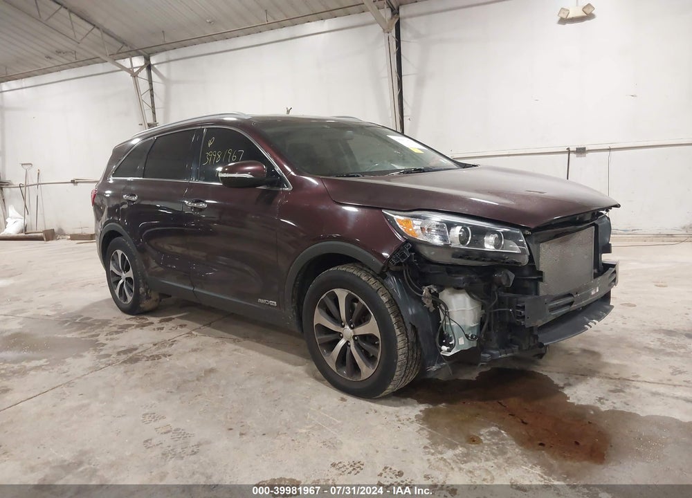 2016 KIA SORENTO 3.3L EX VIN: 5XYPHDA52GG001910