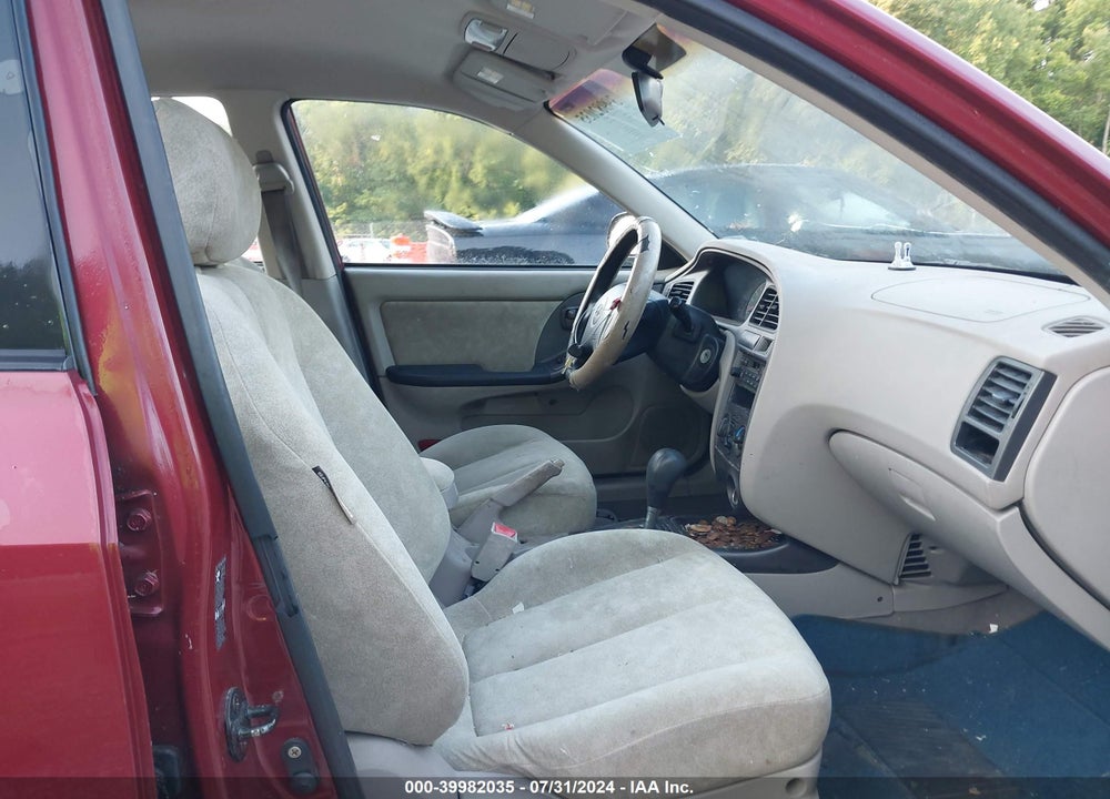 2003 HYUNDAI ELANTRA GLS/GT VIN: KMHDN45DX3U646824