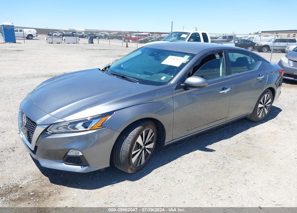 2022 NISSAN ALTIMA SV FWD VIN: 1N4BL4DV8NN300981