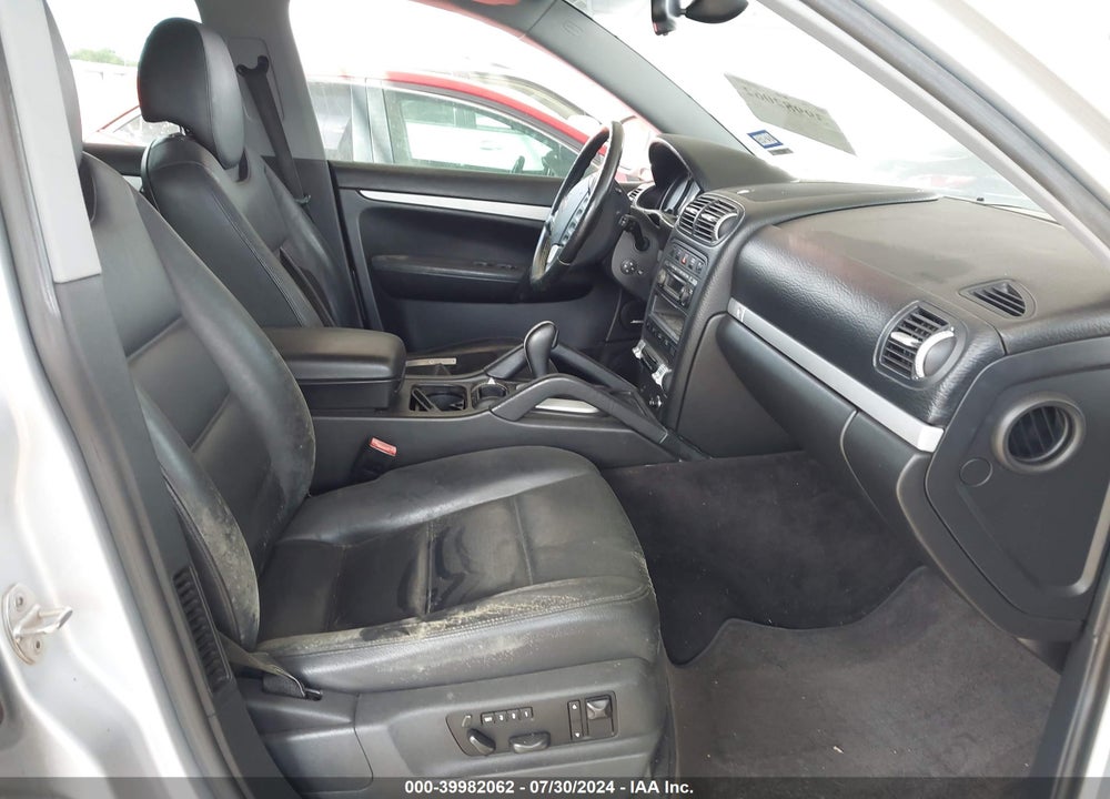 2006 PORSCHE CAYENNE VIN: WP1AA29P16LA24116