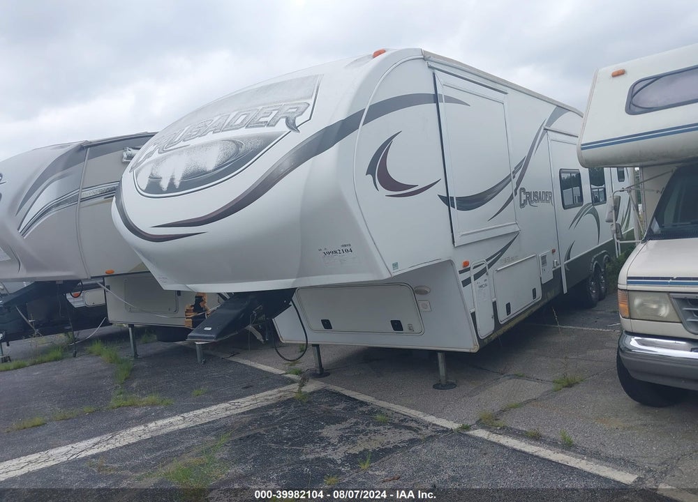2013 FOREST RIVER CRUSADER VIN: 5ZT3CSZB5DG113569