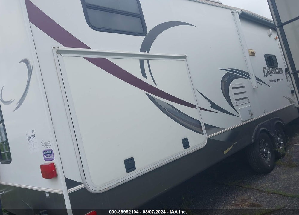 2013 FOREST RIVER CRUSADER VIN: 5ZT3CSZB5DG113569