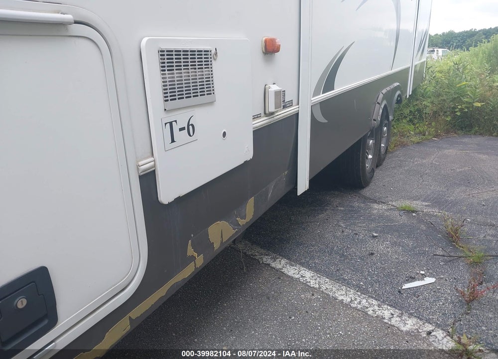 2013 FOREST RIVER CRUSADER VIN: 5ZT3CSZB5DG113569