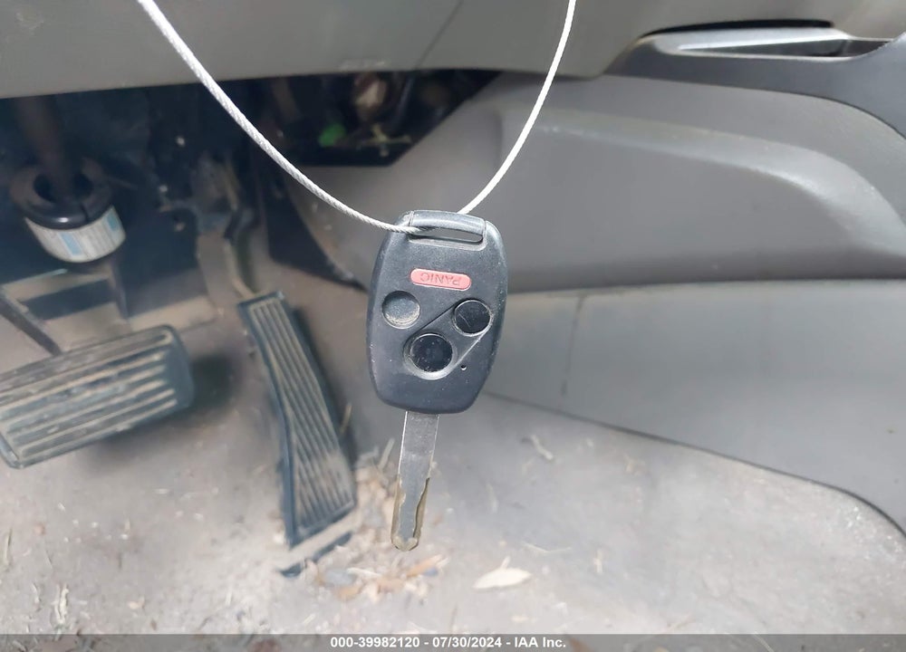 2008 HONDA CIVIC SDN VIN: 1HGFA165X8L083383