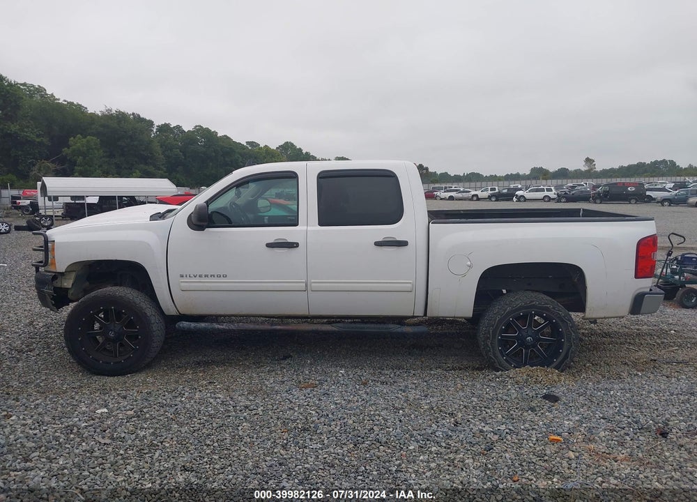 2013 CHEVROLET SILVERADO 1500 LT VIN: 3GCPKSE78DG361942