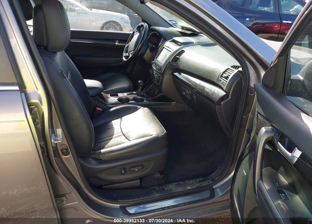 2014 KIA SORENTO SX VIN: 5XYKW4A7XEG467051