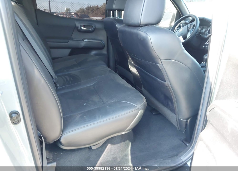2022 TOYOTA TACOMA VIN: 3TMCZ5AN1NM528032