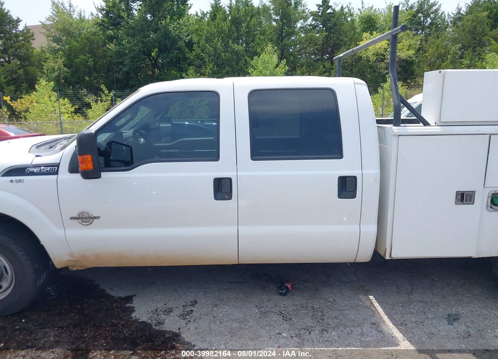 2015 FORD F-350 XL VIN: 1FT8W3AT3FEA68753