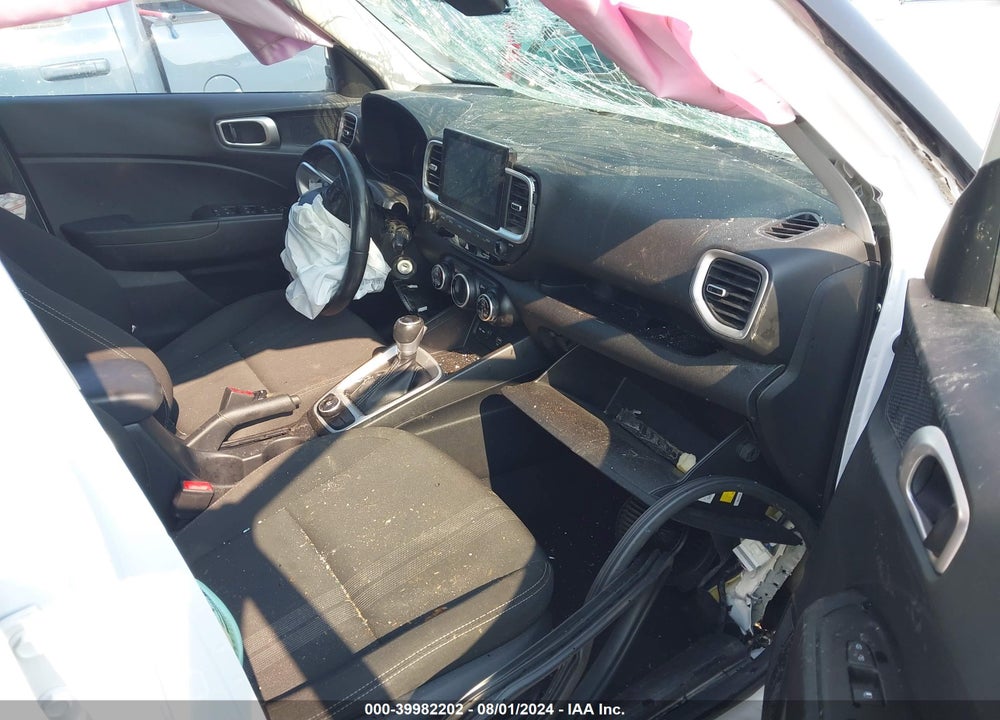 2021 HYUNDAI VENUE SEL VIN: KMHRC8A34MU076983