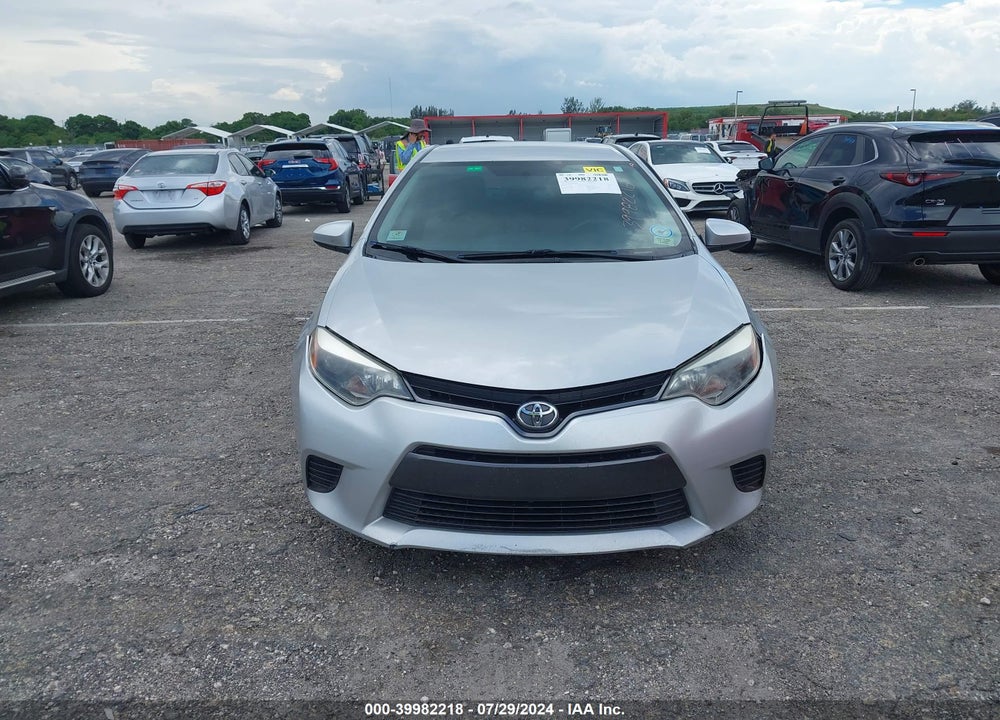 2015 TOYOTA COROLLA VIN: 2T1BURHE5FC385667