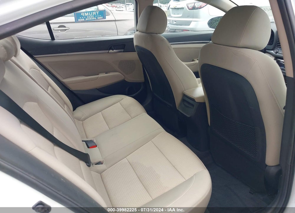2017 HYUNDAI ELANTRA SE VIN: 5NPD84LF8HH057840
