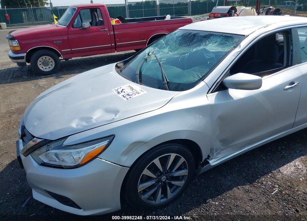 2017 NISSAN ALTIMA VIN: 1N4AL3AP9HC136801