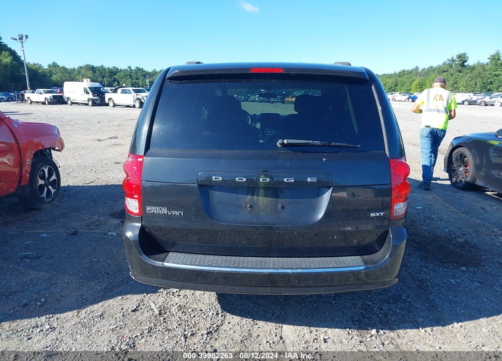 2014 DODGE GRAND CARAVAN VIN: 2C4RDGCG8ER109977
