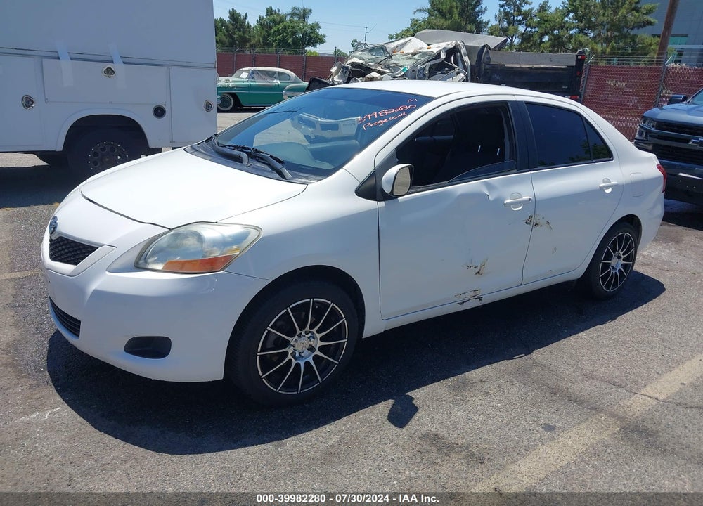 2010 TOYOTA YARIS VIN: JTDBT4K38A1368095