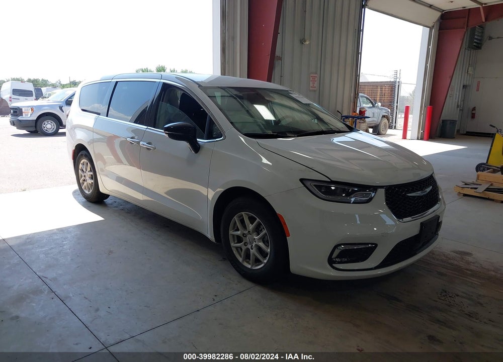2024 CHRYSLER PACIFICA TOURING L VIN: 2C4RC1BG4RR123253