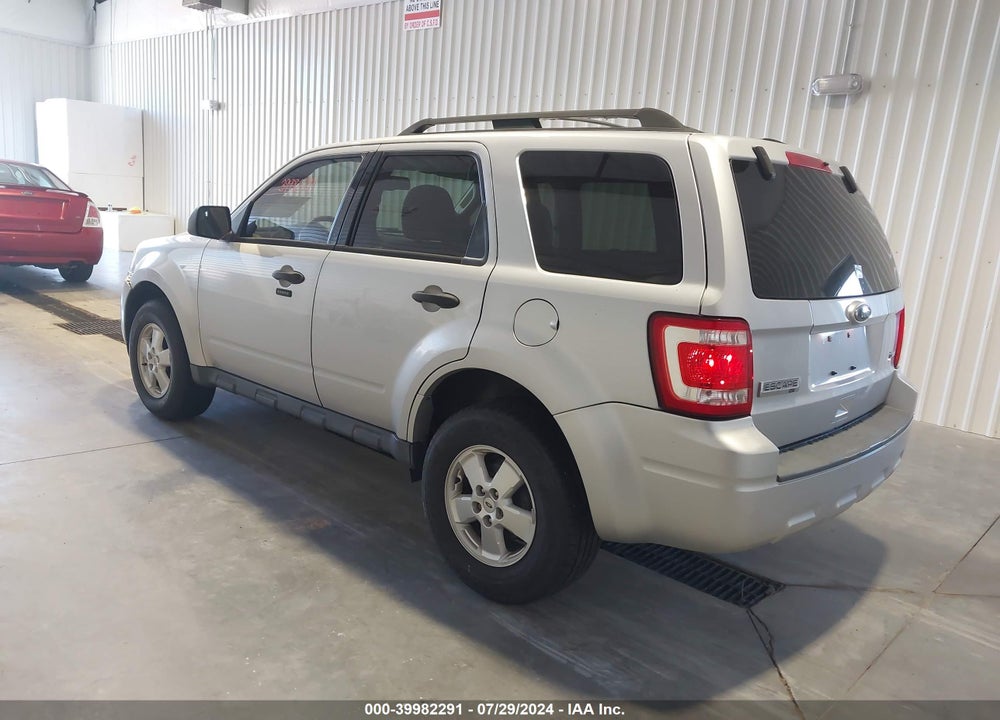 2010 FORD ESCAPE XLT VIN: 1FMCU9DG6AKC35114