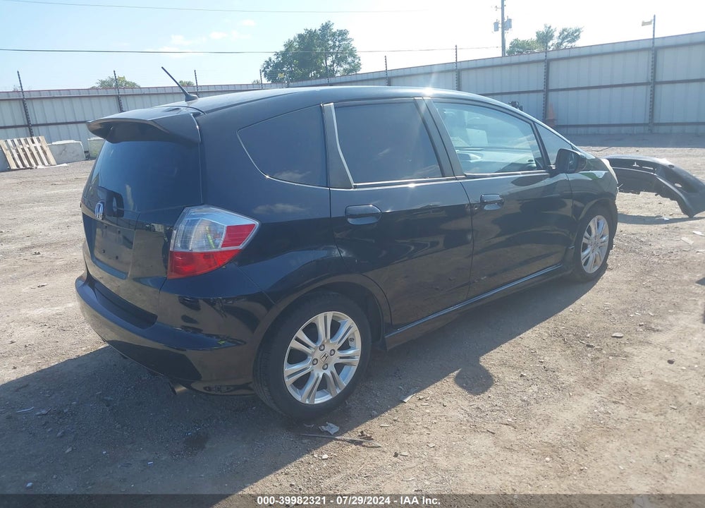 2010 HONDA FIT SPORT VIN: JHMGE8H49AC038797