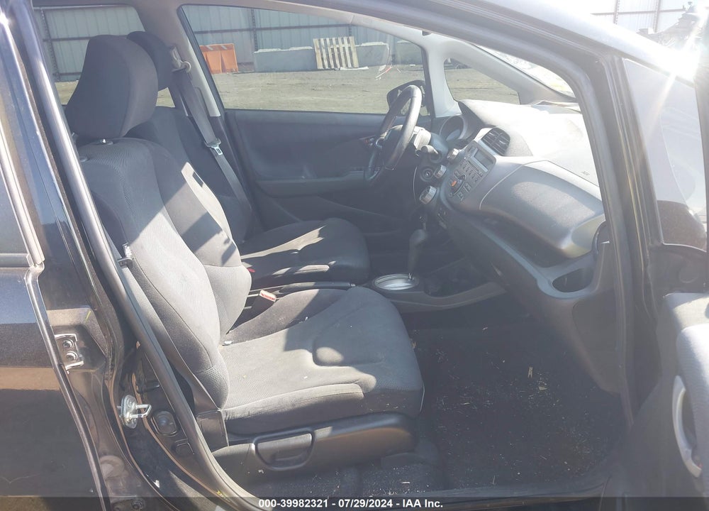 2010 HONDA FIT SPORT VIN: JHMGE8H49AC038797
