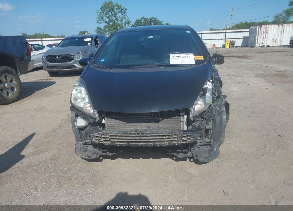 2010 HONDA FIT SPORT VIN: JHMGE8H49AC038797