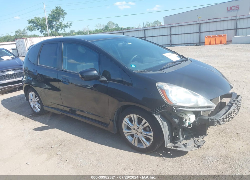 2010 HONDA FIT SPORT VIN: JHMGE8H49AC038797