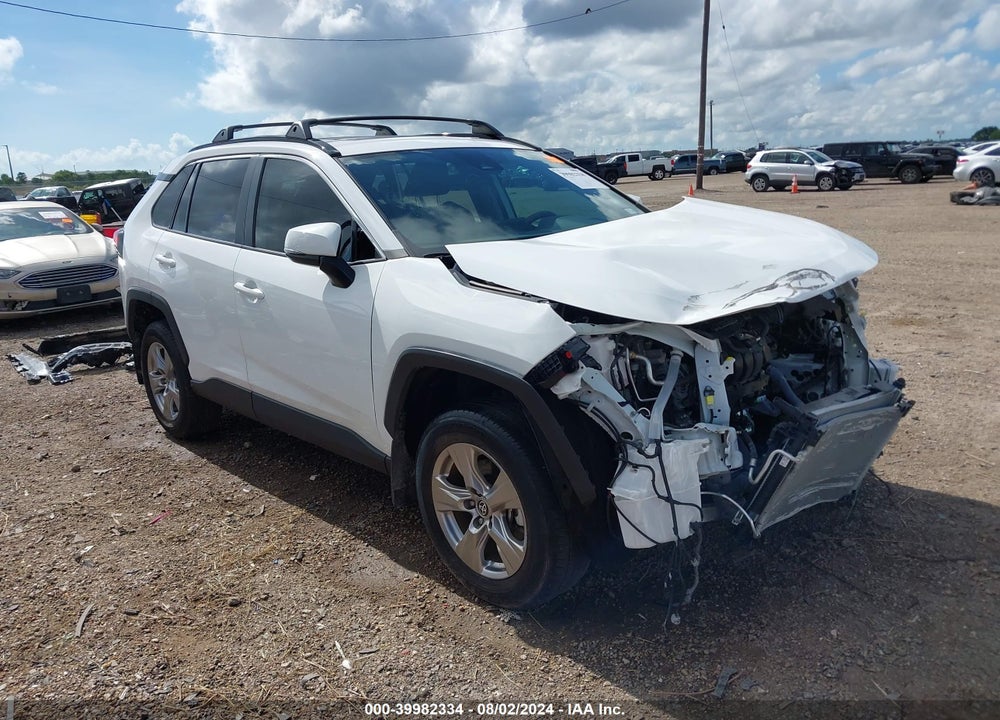 2022 TOYOTA RAV4 XLE VIN: 2T3W1RFV2NC200512