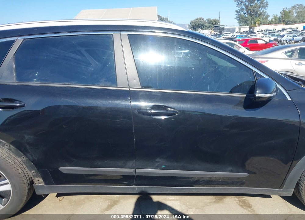 2022 KIA NIRO EX PREMIUM VIN: KNDCE3LC9N5493838