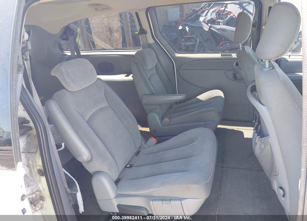 2005 DODGE GRAND CARAVAN SXT VIN: 2D8GP44L45R207706