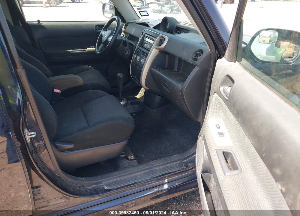 2006 SCION XB VIN: JTLKT324364103937