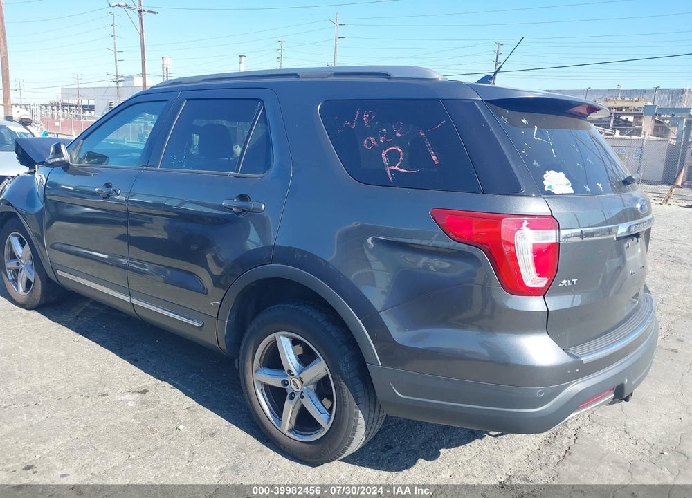 2018 EXPLORER FORD  XLT VIN: 1FM5K7D88JGA35902