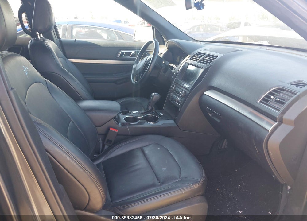 2018 EXPLORER FORD  XLT VIN: 1FM5K7D88JGA35902