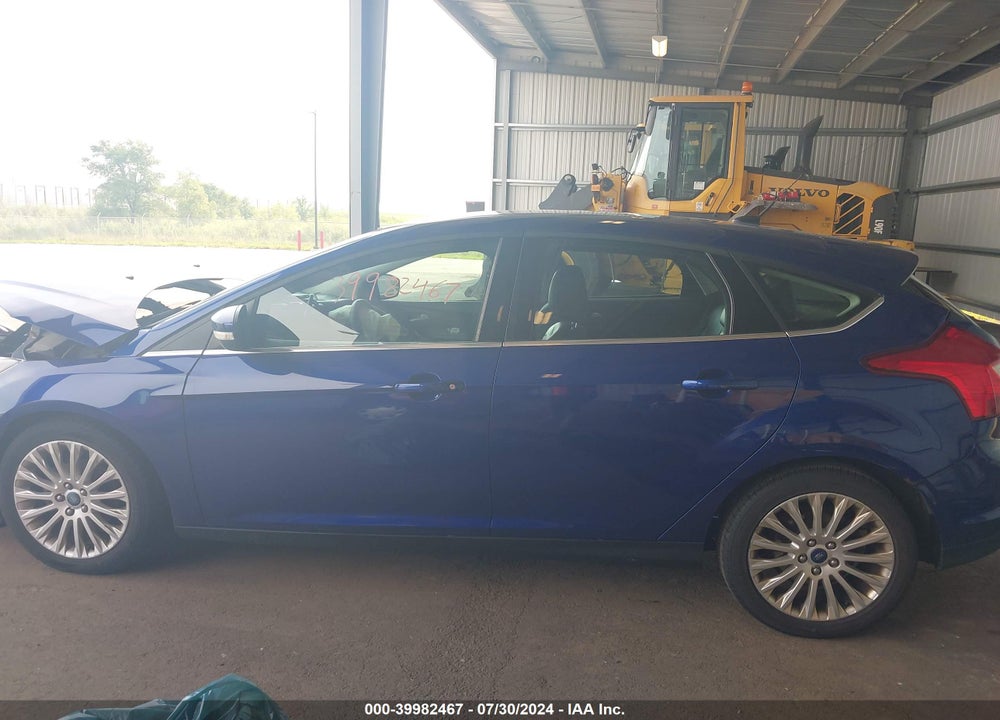 2012 FORD FOCUS TITANIUM VIN: 1FAHP3N2XCL477103