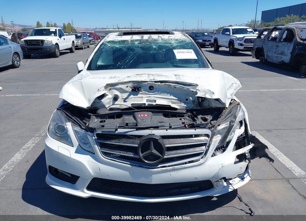 2011 MERCEDES-BENZ E 550 VIN: WDDHF7CB8BA267042