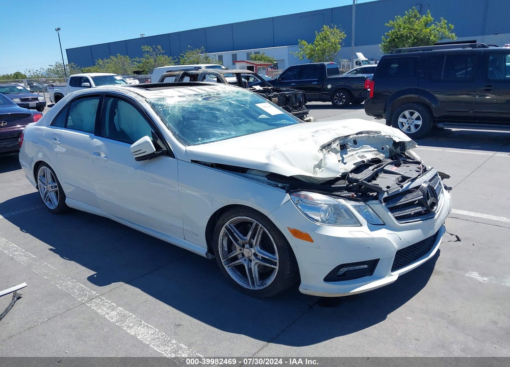 2011 MERCEDES-BENZ E 550 VIN: WDDHF7CB8BA267042