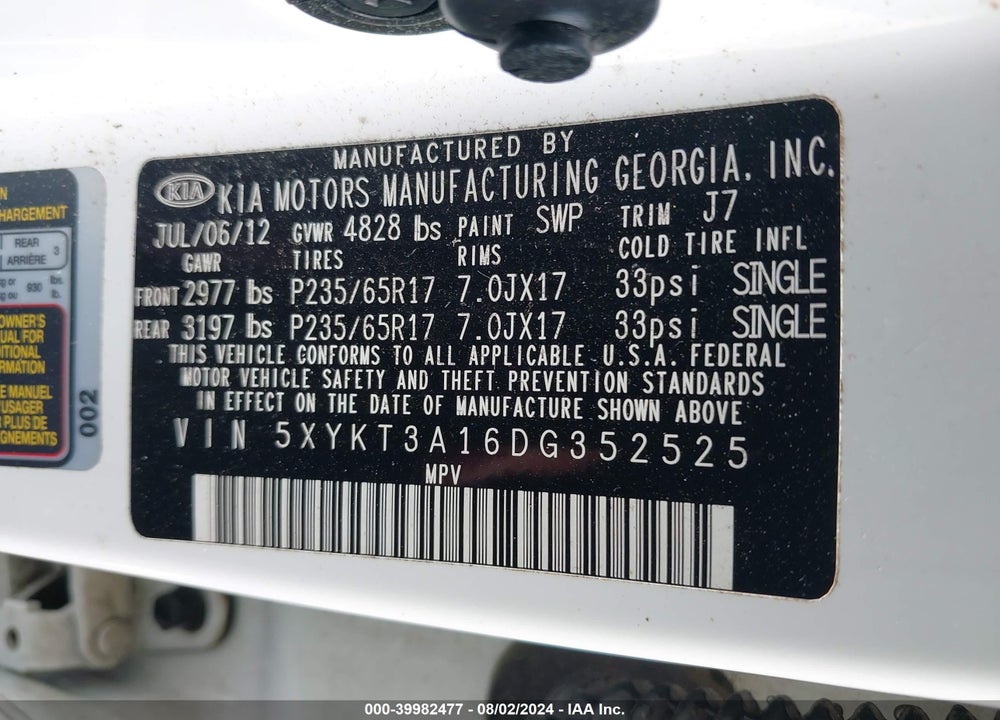 2013 KIA SORENTO LX VIN: 5XYKT3A16DG352525