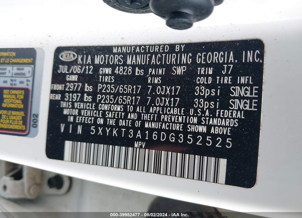 2013 KIA SORENTO LX VIN: 5XYKT3A16DG352525