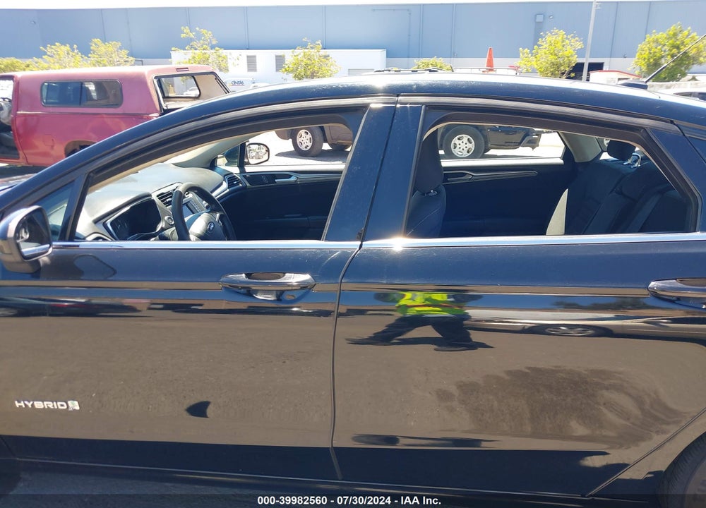 2017 FORD FUSION HYBRID SE VIN: 3FA6P0LU9HR233820
