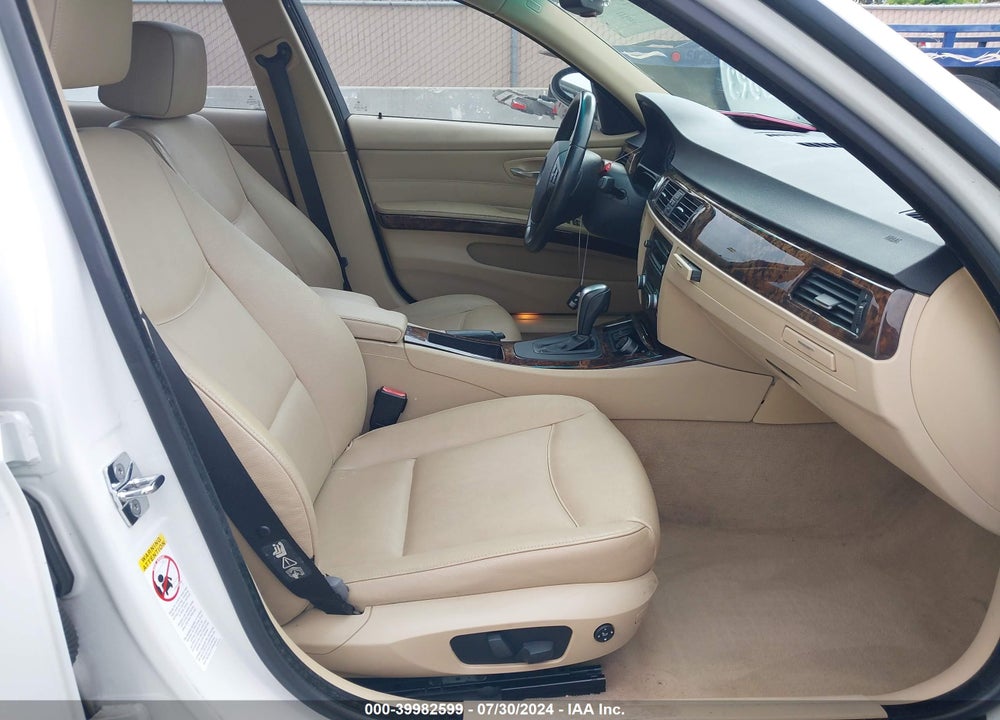 2007 BMW 328I VIN: WBAVA33517KX78475